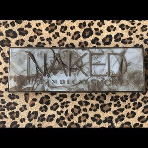 Urban Decay Smoky Palette